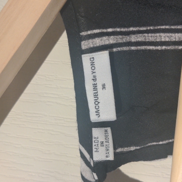 JAQUELINE de YONG - Striped tank top - Picture 3 of 3